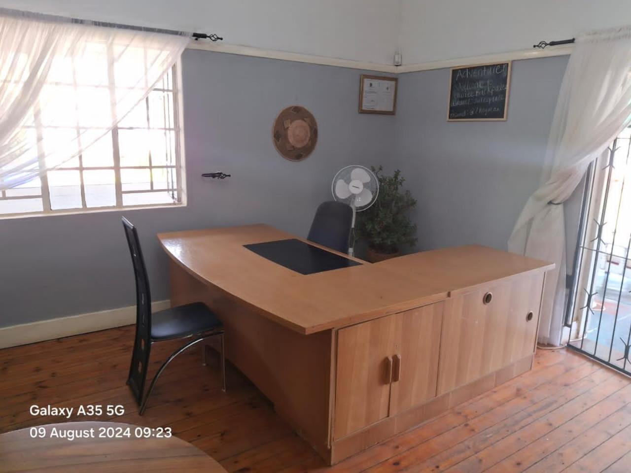 Choice Backpackers Lodge بولاوايو المظهر الخارجي الصورة